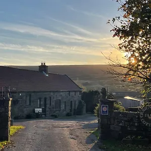  Holiday home Craven Garth